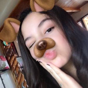 Meet your Posher, Tia